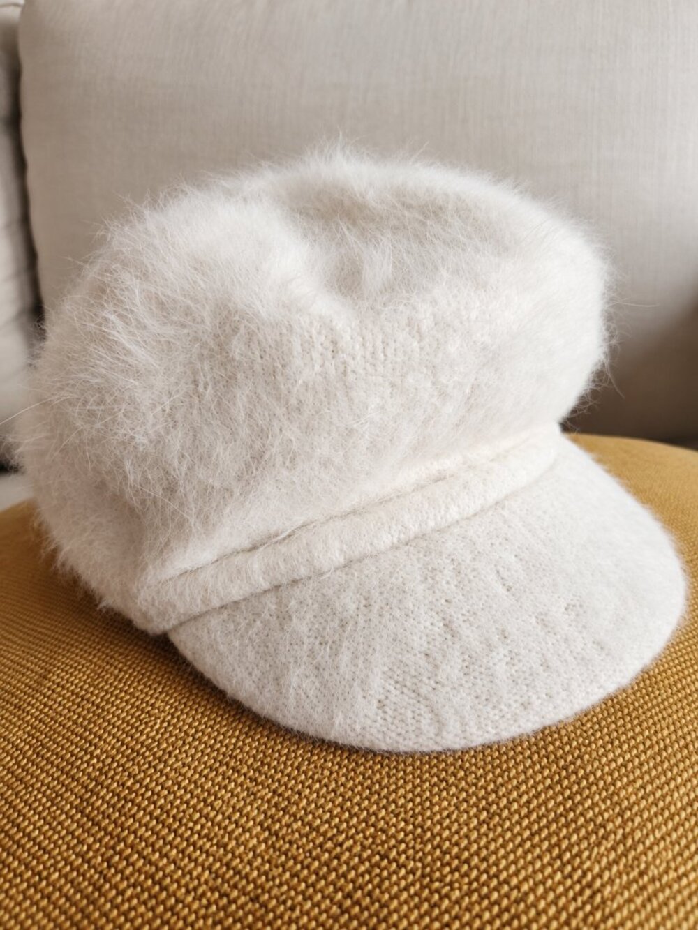 Ivory White Angora Fuzzy Newsboy Cap – OS